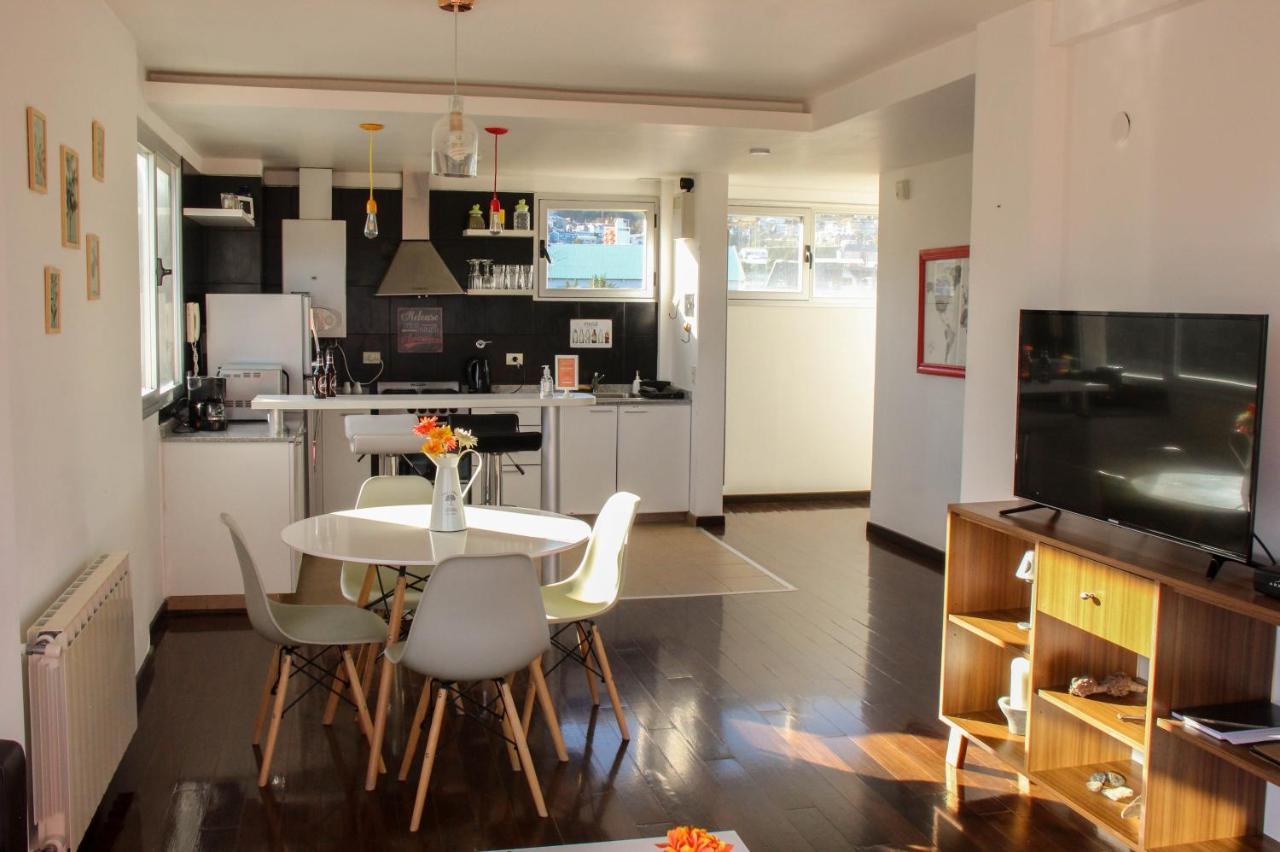 Amaneceres Del Beagle Apartment Ushuaia Bagian luar foto